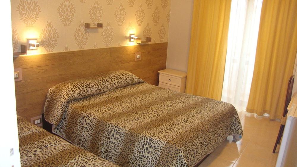 Bed & Breakfast Delle Palme Trapani Exteriör bild