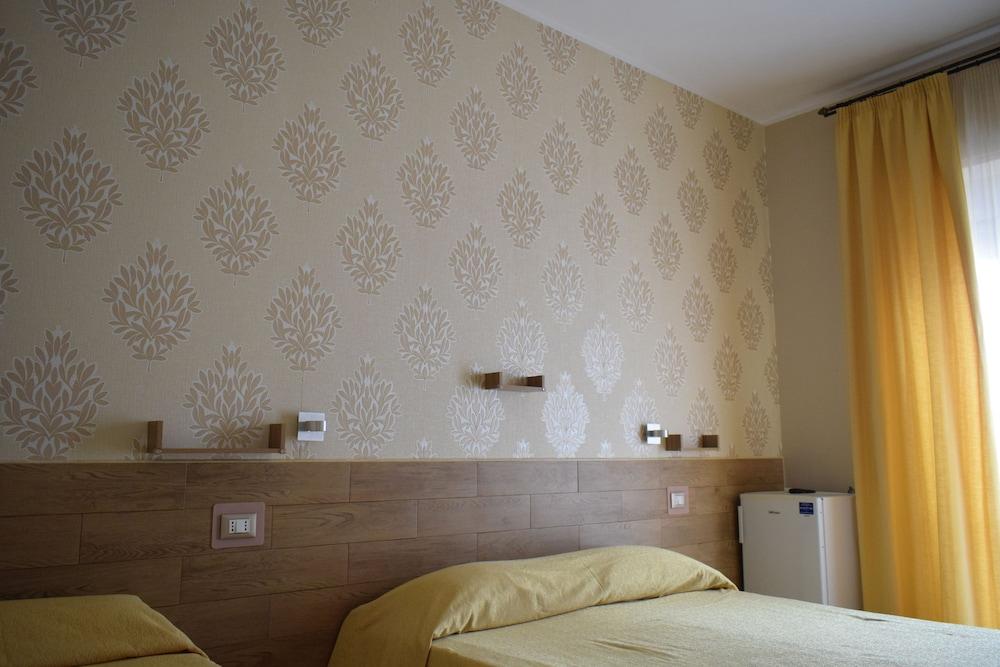 Bed & Breakfast Delle Palme Trapani Exteriör bild