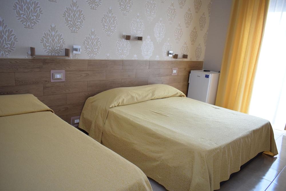 Bed & Breakfast Delle Palme Trapani Exteriör bild