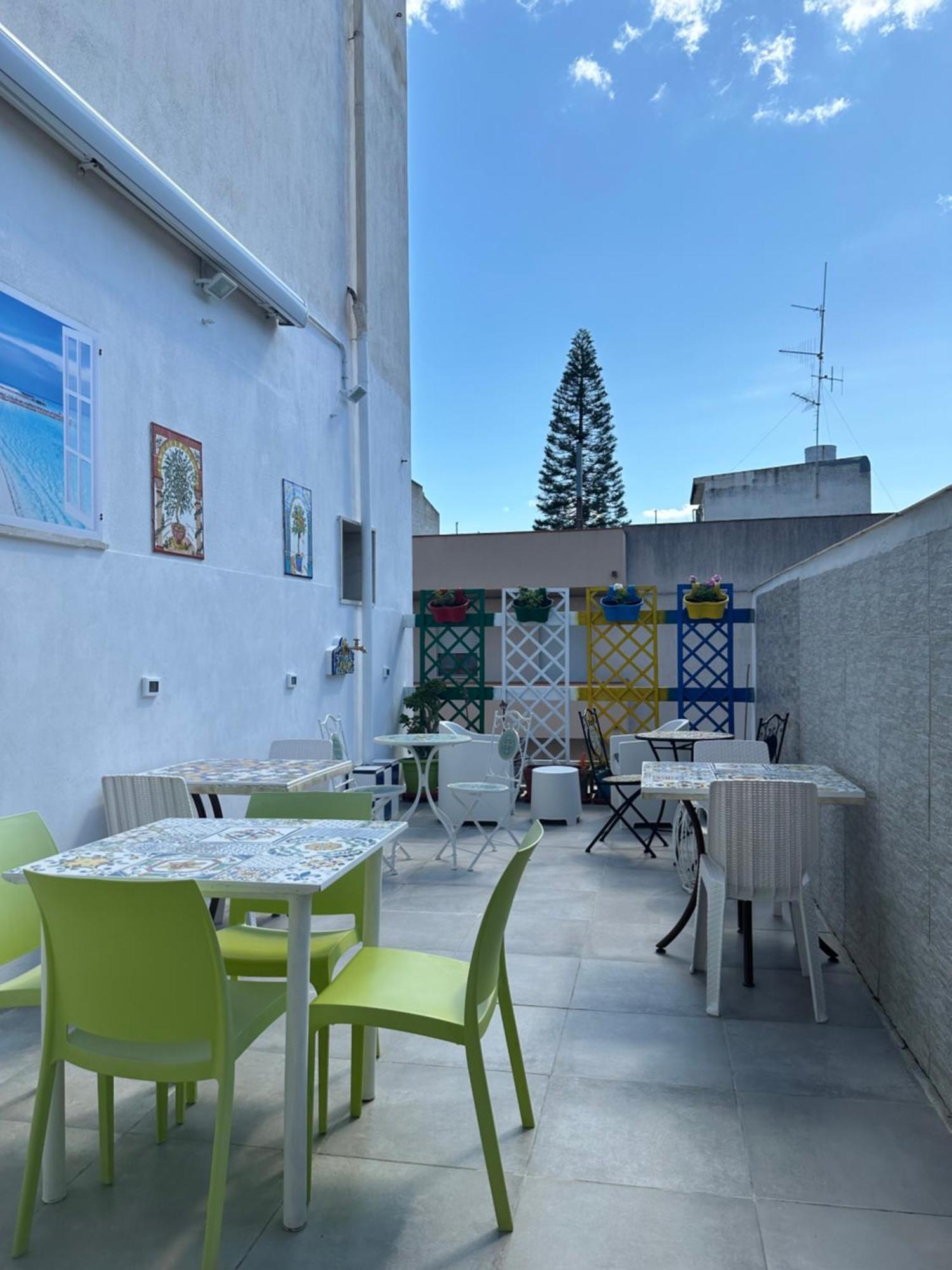Bed & Breakfast Delle Palme Trapani Exteriör bild