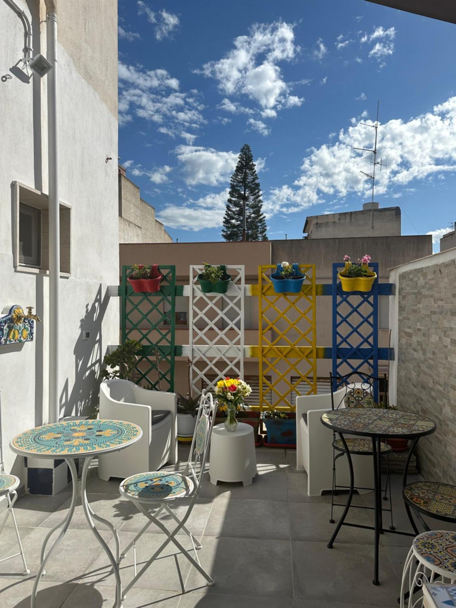 Bed & Breakfast Delle Palme Trapani Exteriör bild